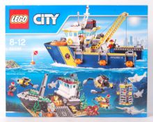 LEGO CITY 60095 ' DEEP SEA EXPLORATION VESSEL ' BOXED SET