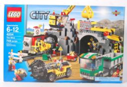 LEGO CITY 4204 ' THE MINE ' BOXED SET