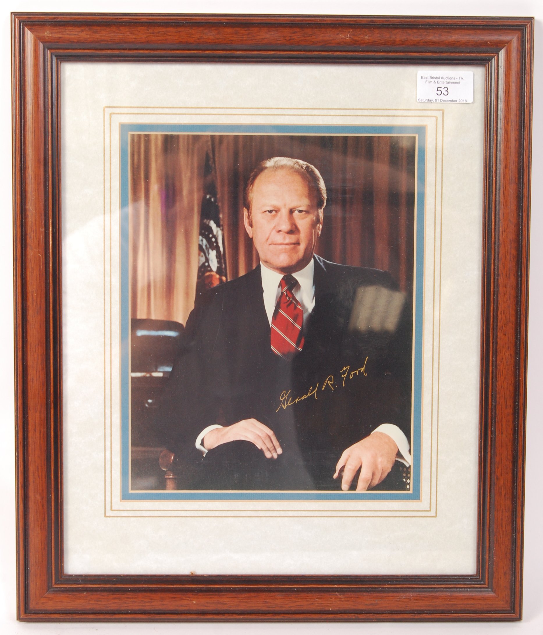 GERALD R. FORD PRESIDENT OF THE U.S. 1974 SIGNED PUBLICITY PHOTO