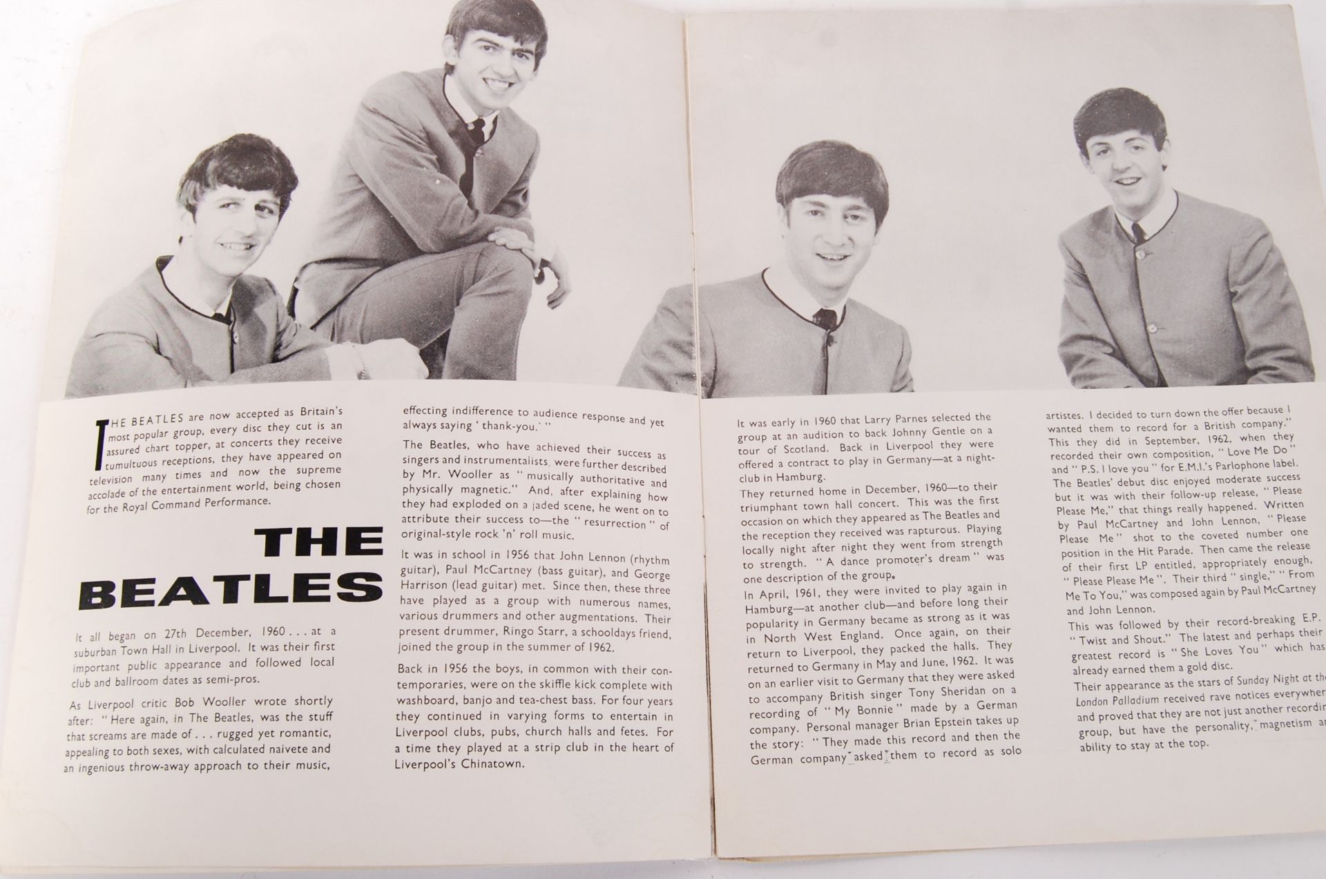 INCREDIBLY RARE PERSONAL BEATLES AUTOGRAPH COLLECTION & RELATED - Bild 12 aus 12