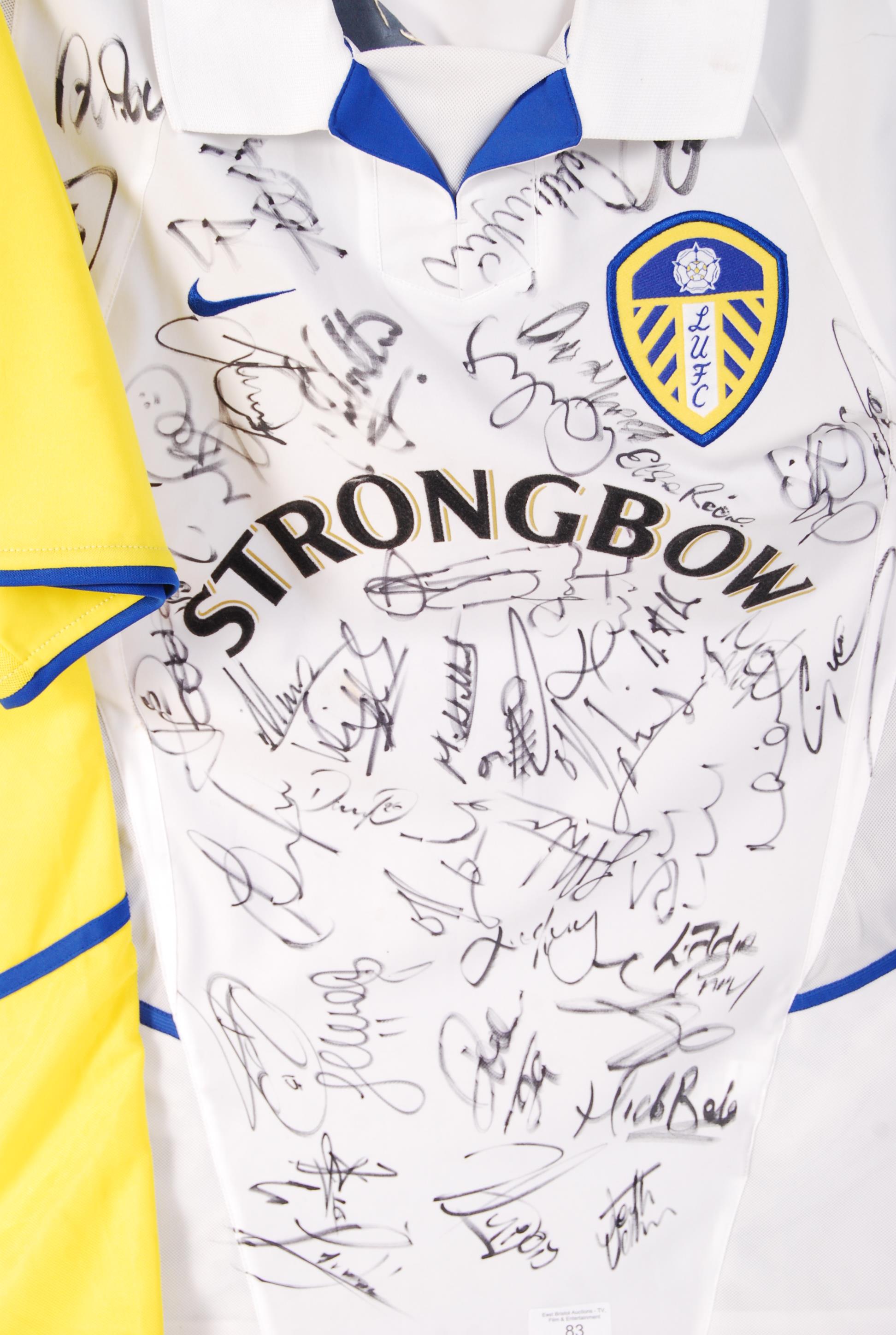 LEEDS FOOTBALL CLUB - PAIR OF HOME & AWAY AUTOGRAPHED SHIRTS - Image 3 of 3