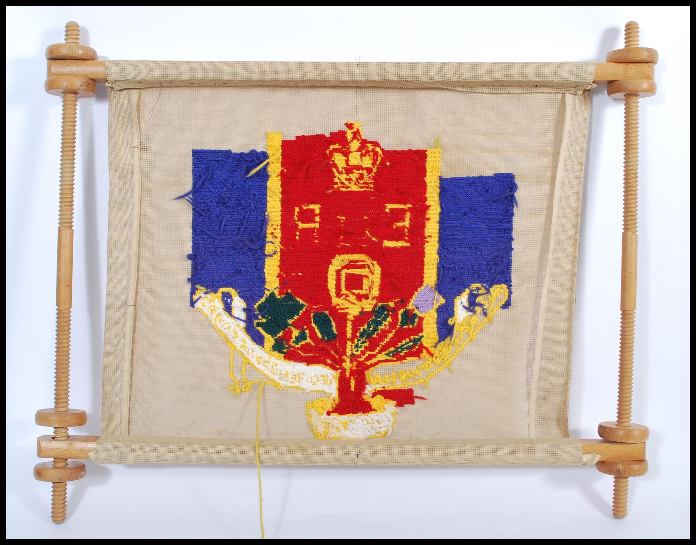 A vintage 20th century Royal QEII tapestry banner on turned wooden frame. 62cm high 74cm wide. - Image 4 of 4