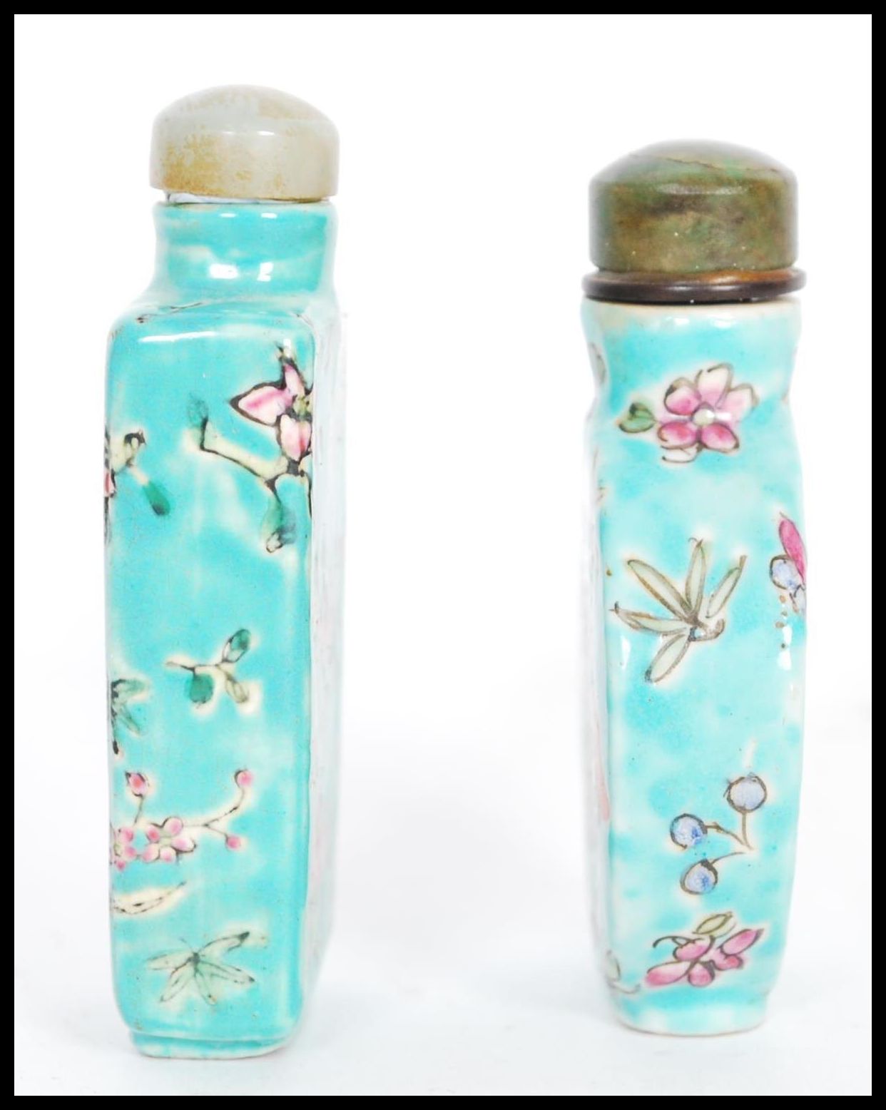 A near pair of 19th century Chinese turquoise snuff / perfume bottles one of moon flask shape and - Image 4 of 5