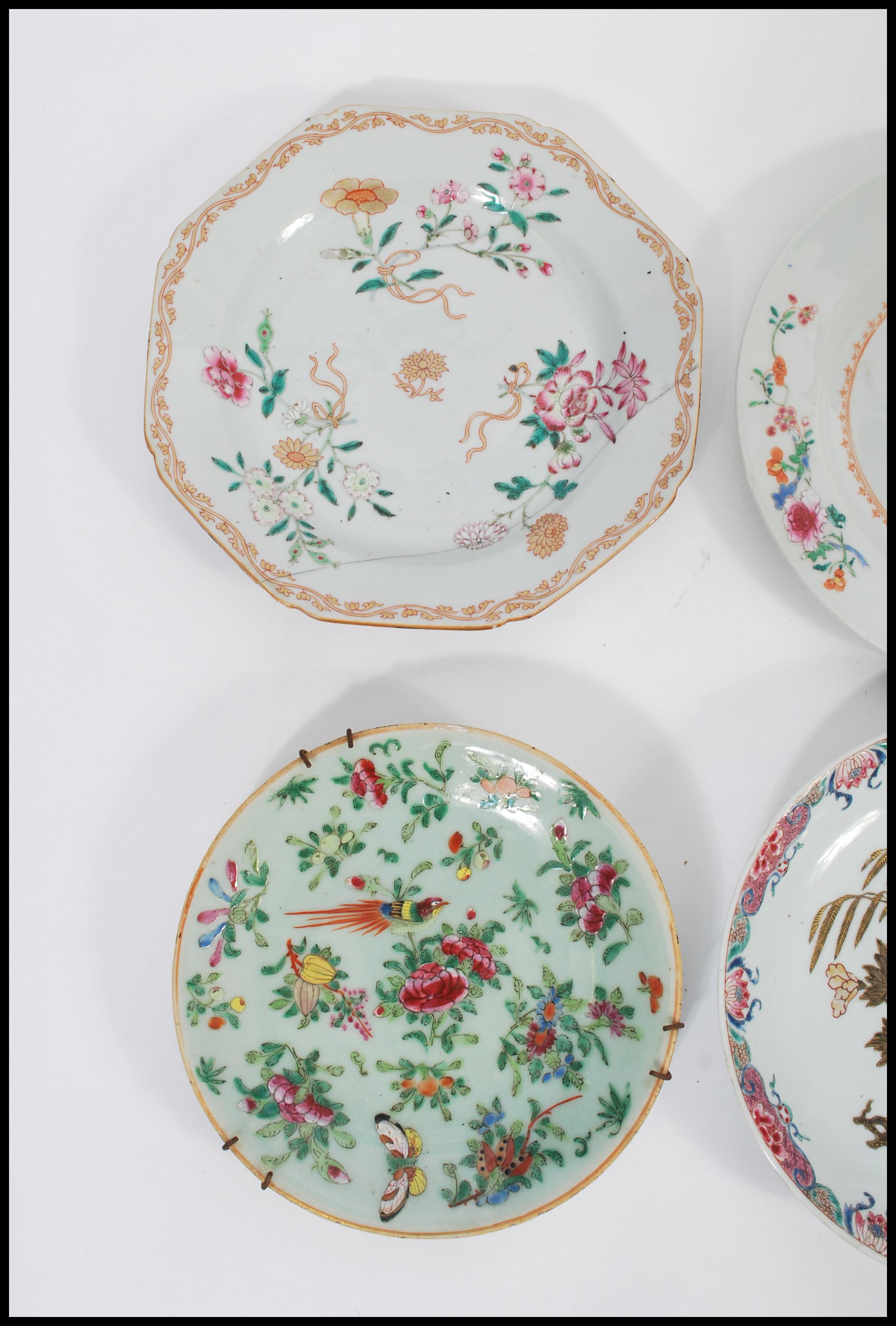 A collection of 18th & 19th century Chinese ceramics to include an Imari plate, famille rose plate - Image 2 of 5