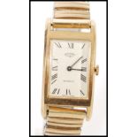 A gentleman's hallmarked 375 9ct gold Rotary Incabloc square faced watch having Roman Numerals to