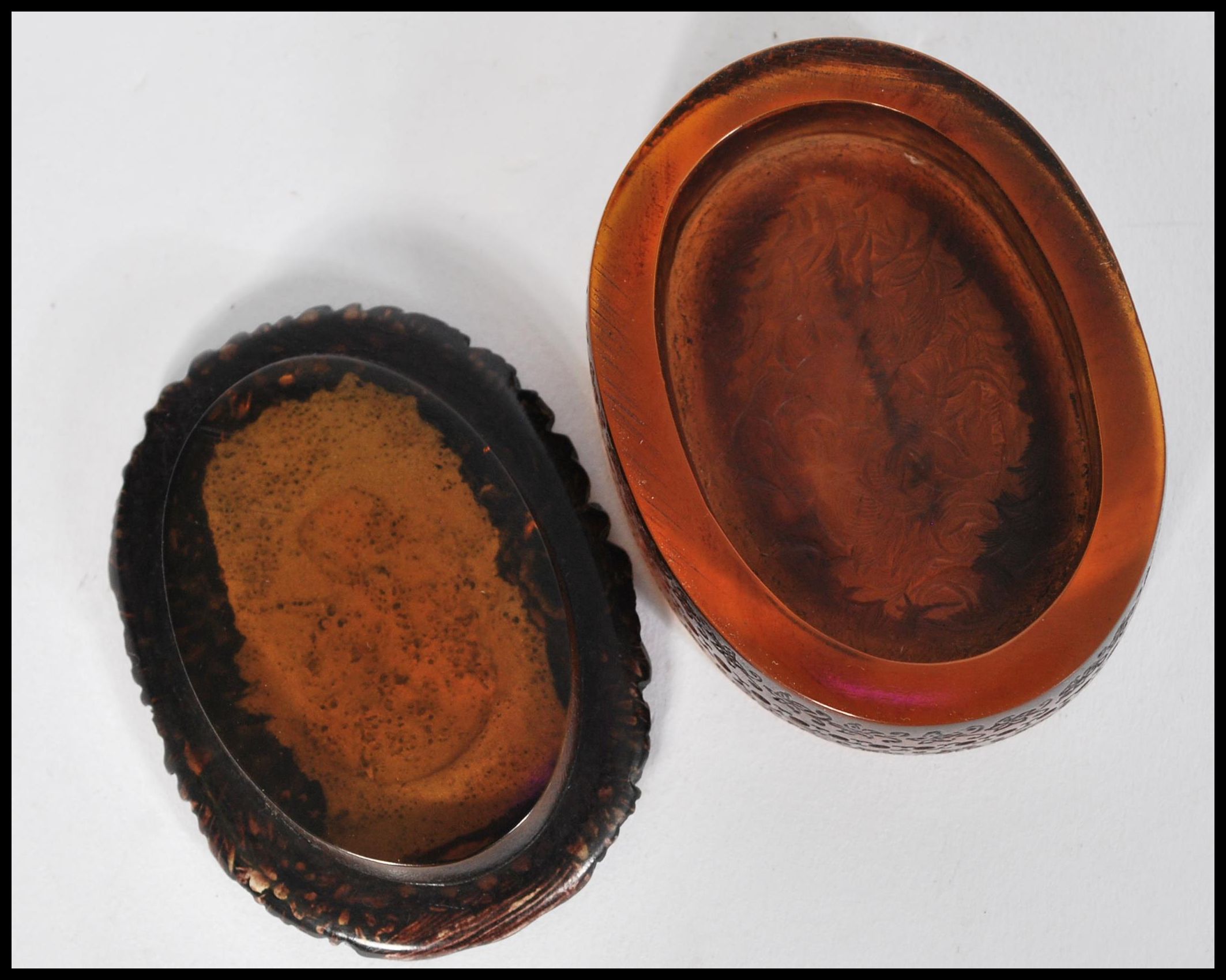 Two vintage early 20th century carved amber bakelite items consisting of a perfume bottle of moon - Image 6 of 14