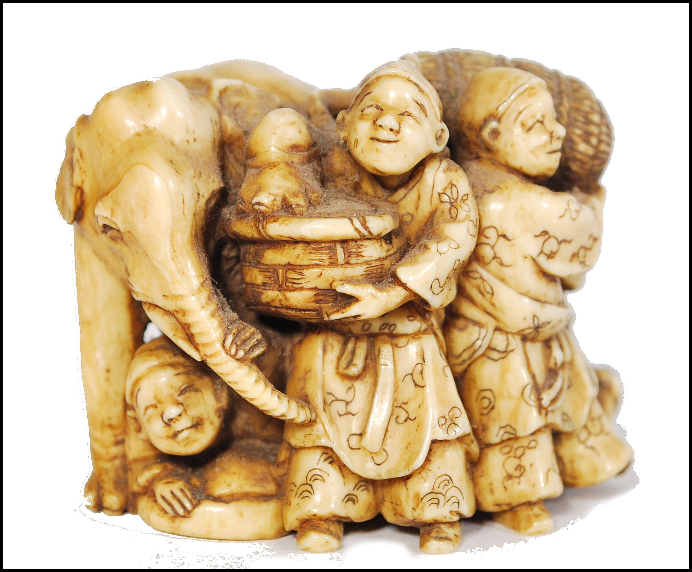 A good qualityÿ Japanese - Tokyo school Japanese Meiji period ivory carved okimono figural group - Image 5 of 8