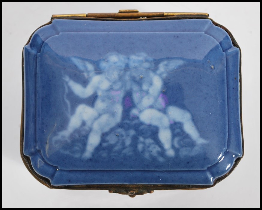 An early 20th Century continental German porcelain blue ceramic casket / trinket box with a pat - Image 4 of 5