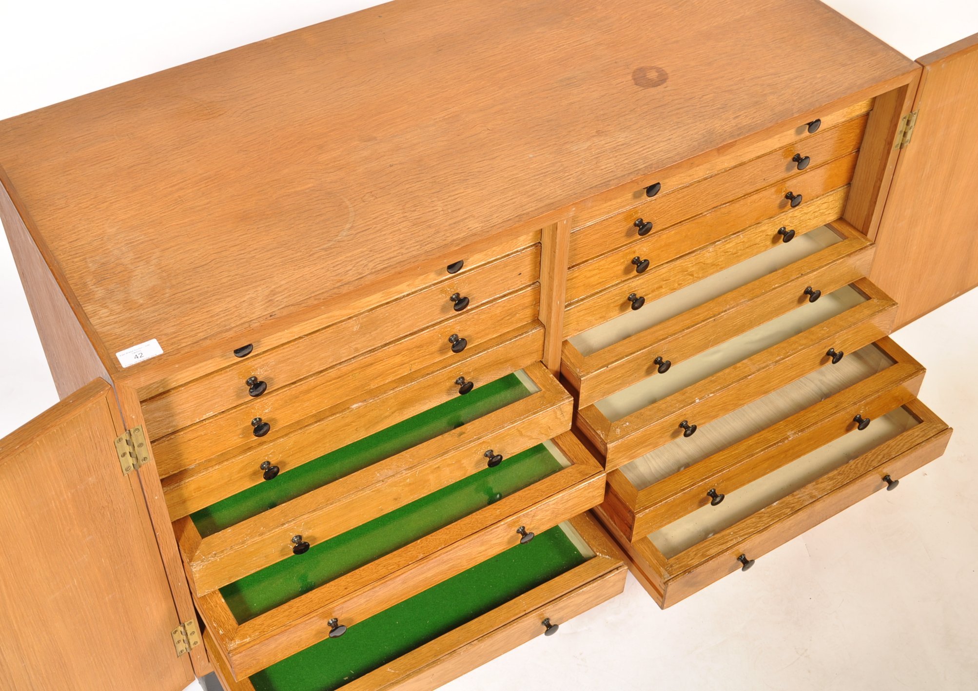 MID CENTURY OAK DOUBLE BANK OF DRAWERS SPECIMEN CHEST / CABINET - Image 9 of 10