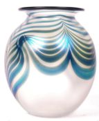 AMERICAN 1980'S PULLED FEATHER STUDIO ART GLASS VASE BY R. EICKHOLT