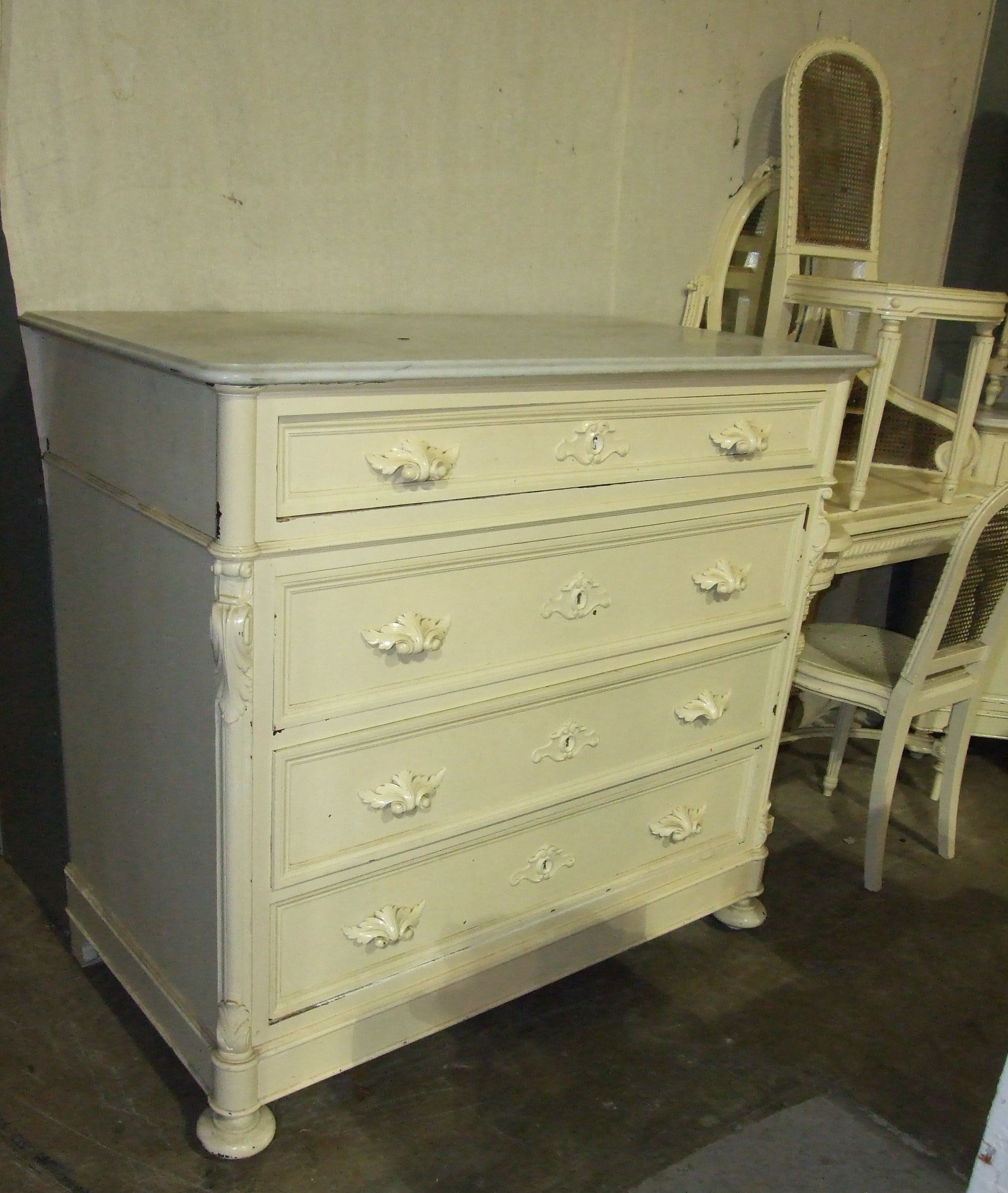 A 19th century Continental painted wood dressing table with double caned panels, drawer and - Image 2 of 3