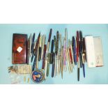 A collection of thirteen fountain pens, other pens, nibs, etc.