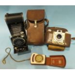 An Ilford Advocate camera, white, with Dallmeyer Anastigmat f/3.5 35mm 452003 lens, in leather case,