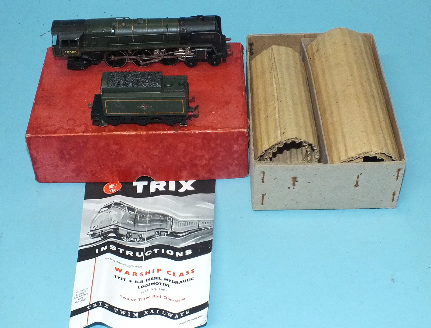 Trix, OO gauge, 236 4-6-2 BR locomotive, Britannia, no.70000, boxed with instructions.