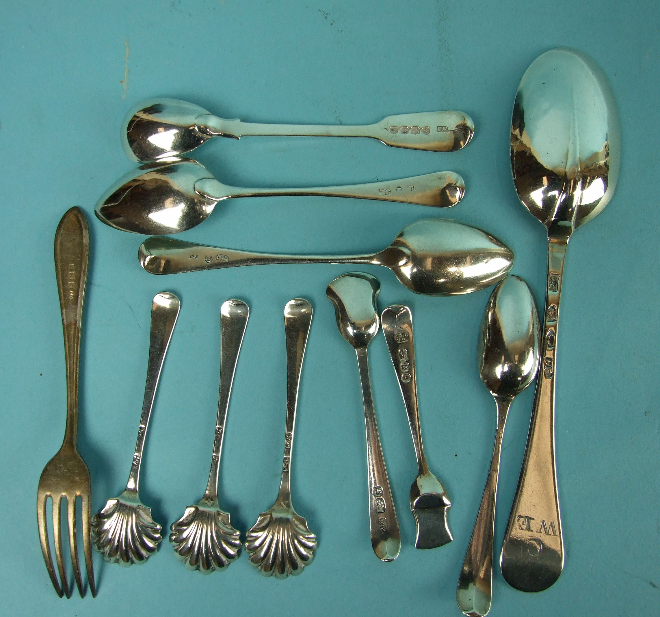 Three Georgian feather-edge salt shovels with shell bowls, two others and miscellaneous small