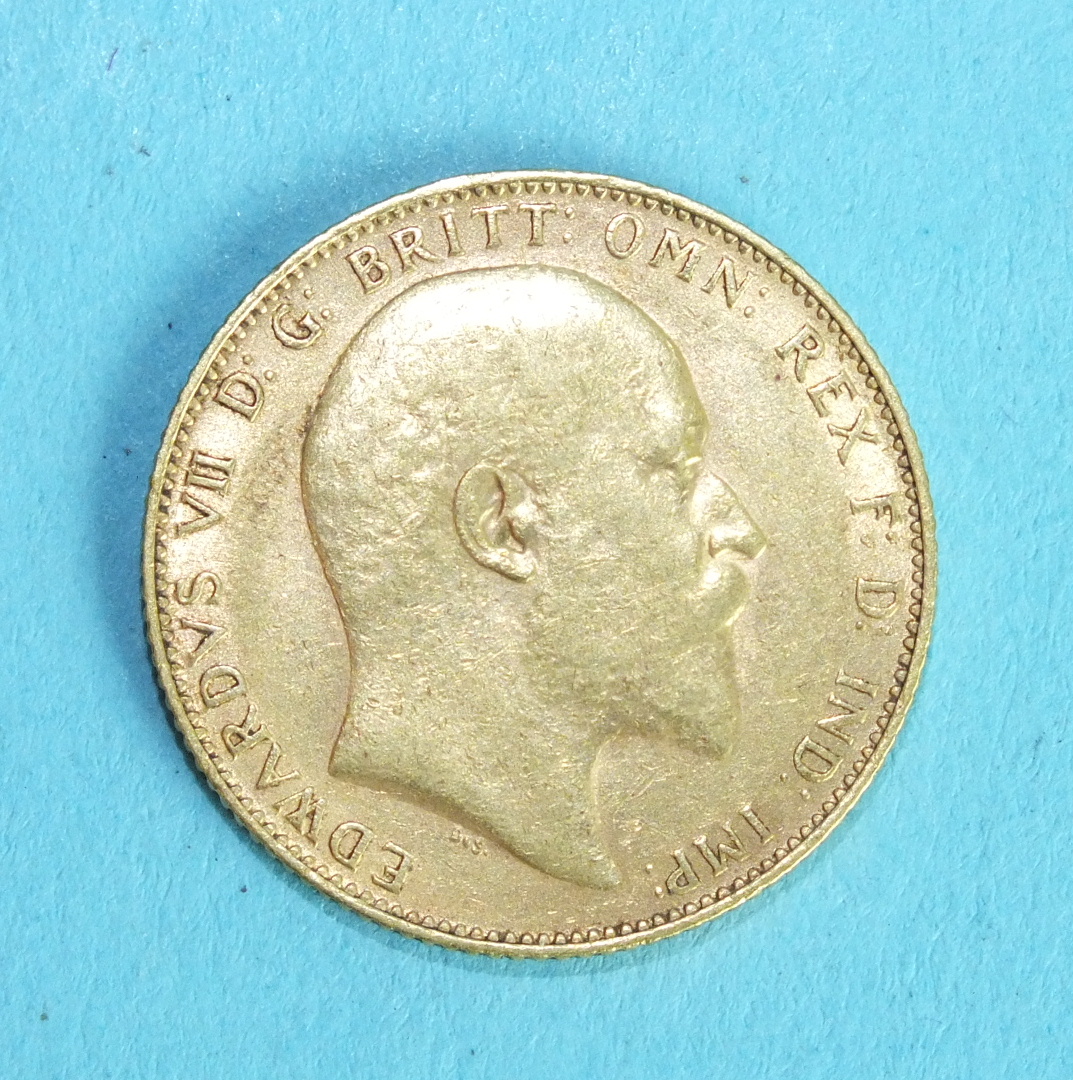 An Edward VII 1907 sovereign. - Image 2 of 2