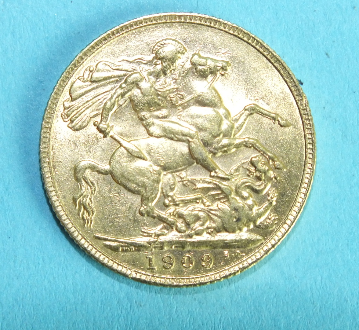 An Edward VII 1909 sovereign.