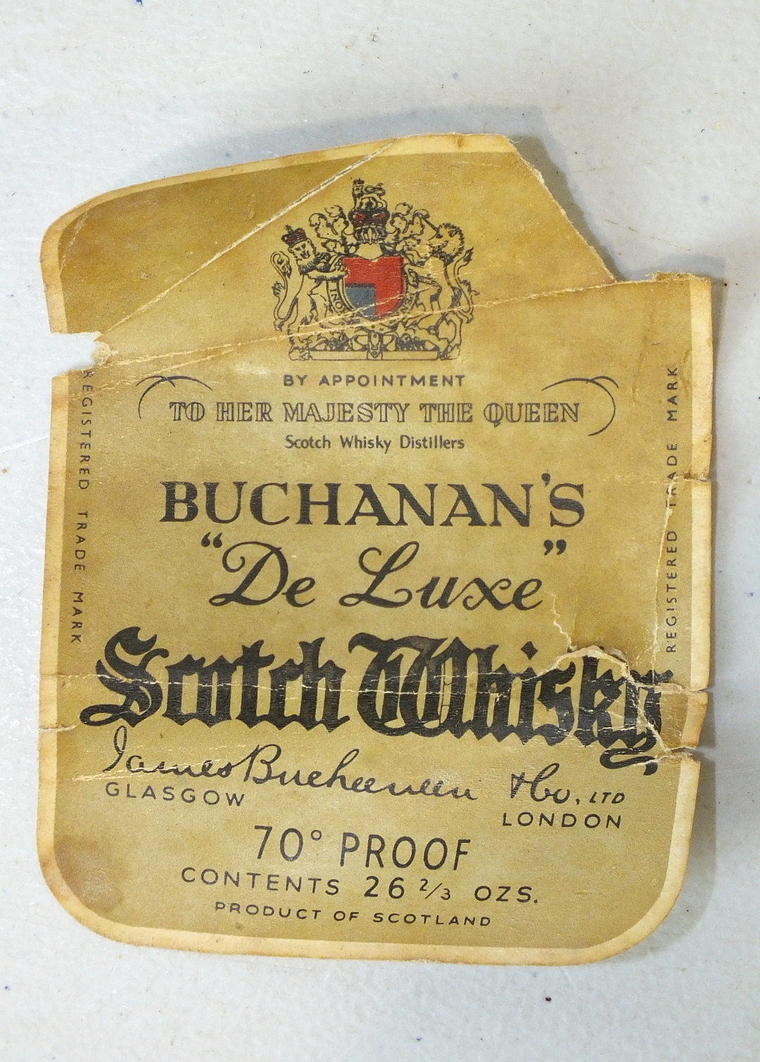 Buchanan's De Luxe Scotch Whisky, James Buchanan & Co Ltd., 26 2/3 fl.oz., 70% vol, label - Image 2 of 4