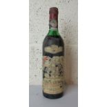 Italy, Villa Cernage 1975 Chianti Classico, low shoulder, damaged label, one bottle, (1).