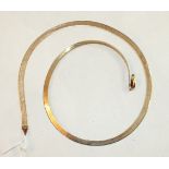 A 9ct gold necklet, 45cm, 7.2g.