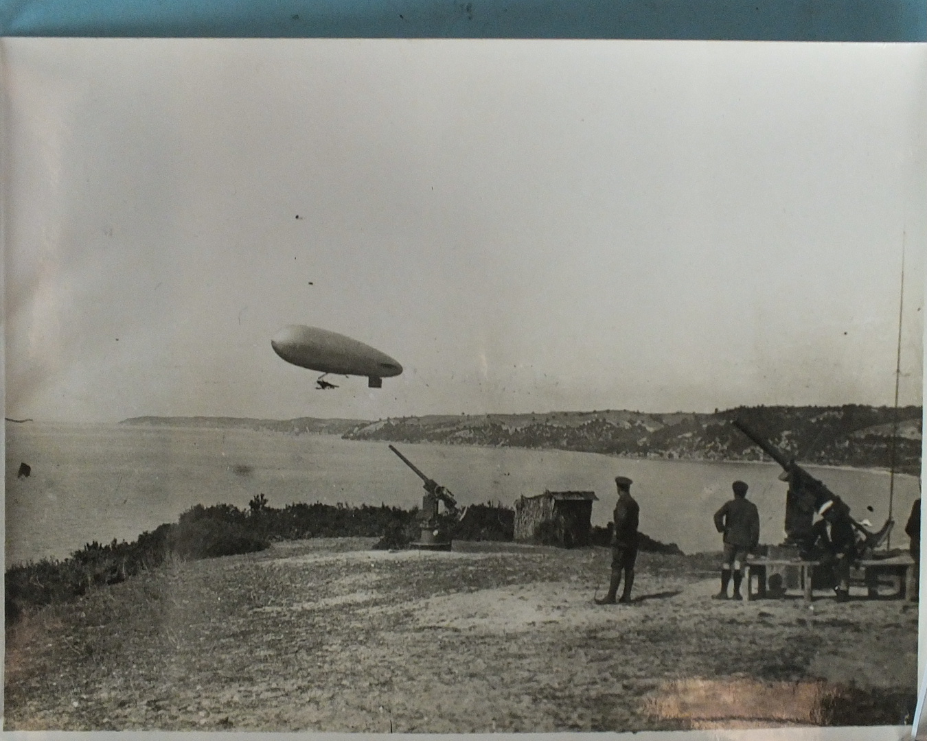 Seven British Official Photographs c1918 showing search light and gun emplacements on the South - Image 8 of 9