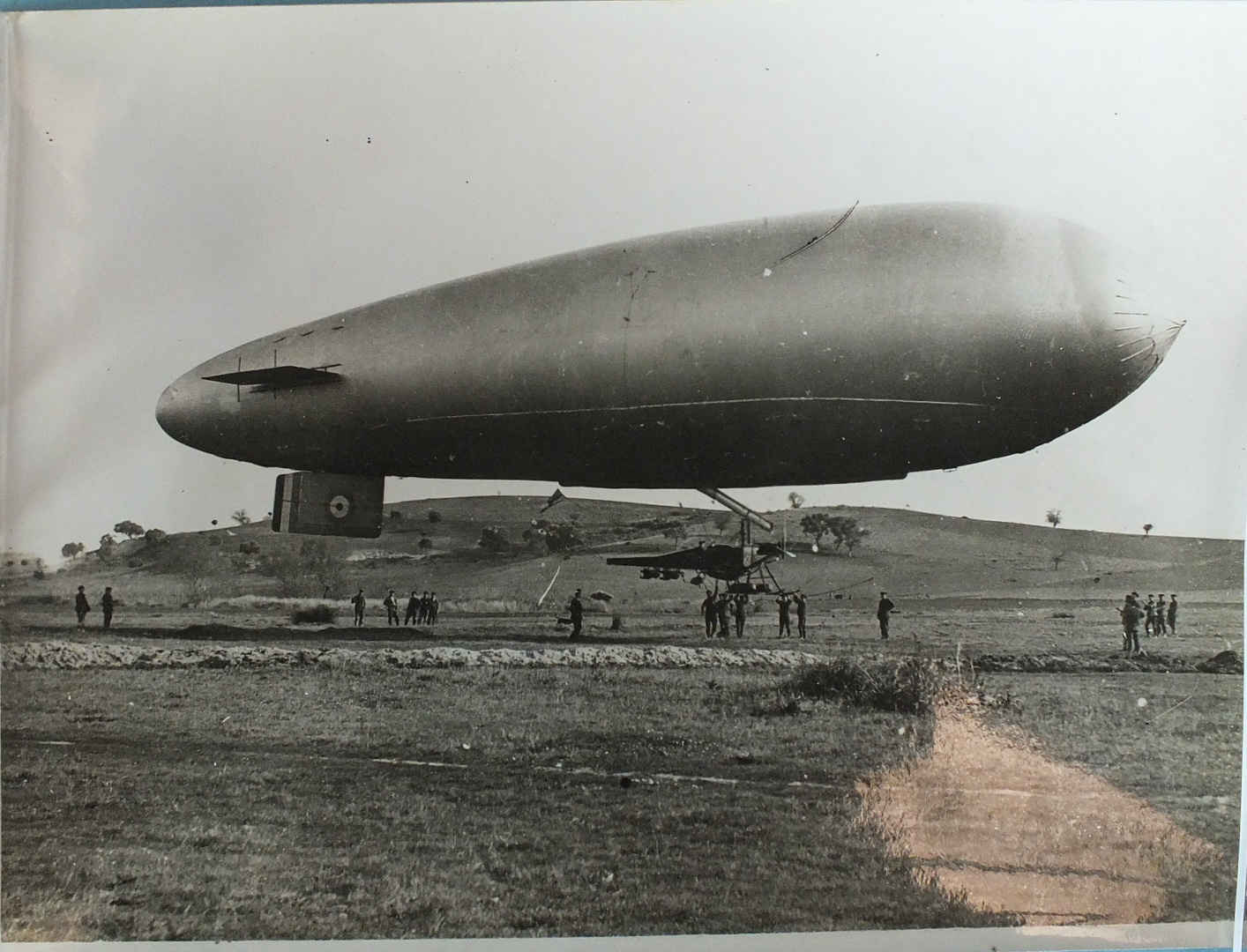 Seven British Official Photographs c1918 showing search light and gun emplacements on the South - Image 6 of 9