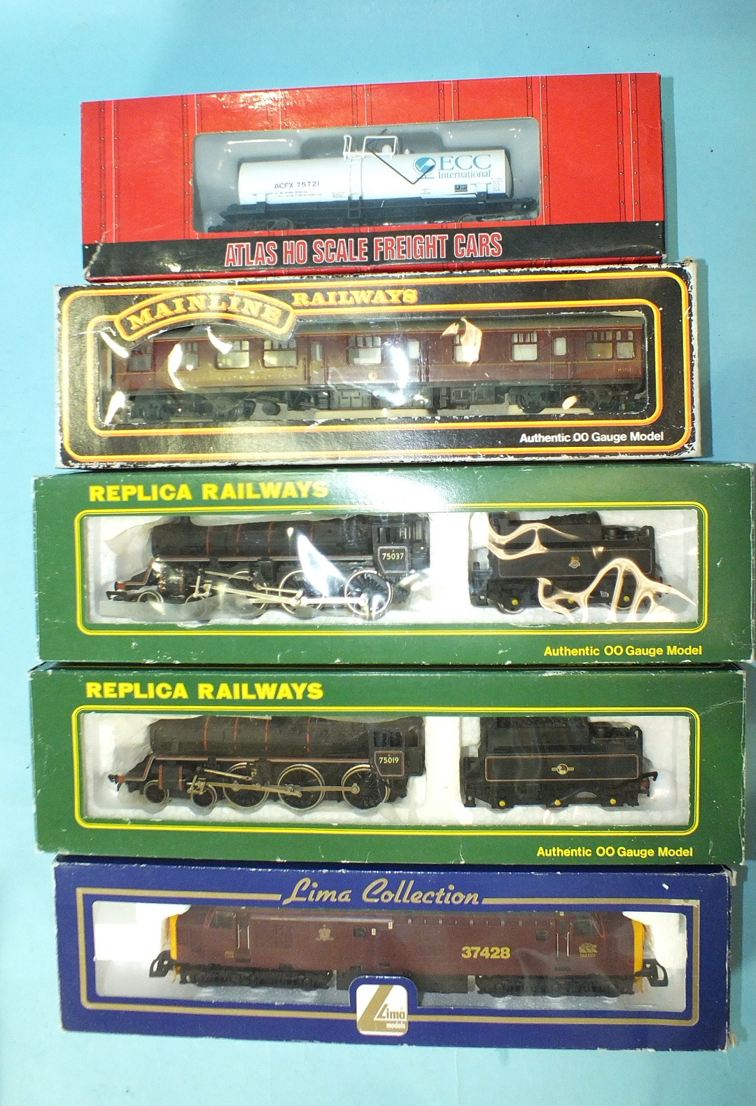 Replica Railways OO gauge, two BR Standard Class 4 4-6-0 locomotives 11031 and 11033, a Lima Class