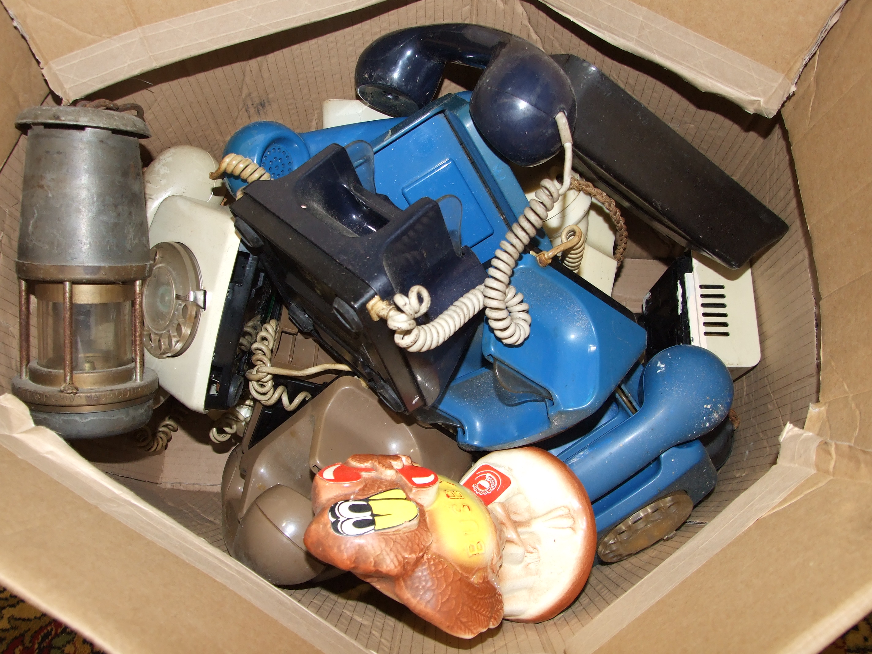 A collection of nine vintage GPO Bakelite telephones, including 332L, 312L, 312F (x2), etc. - Image 2 of 2