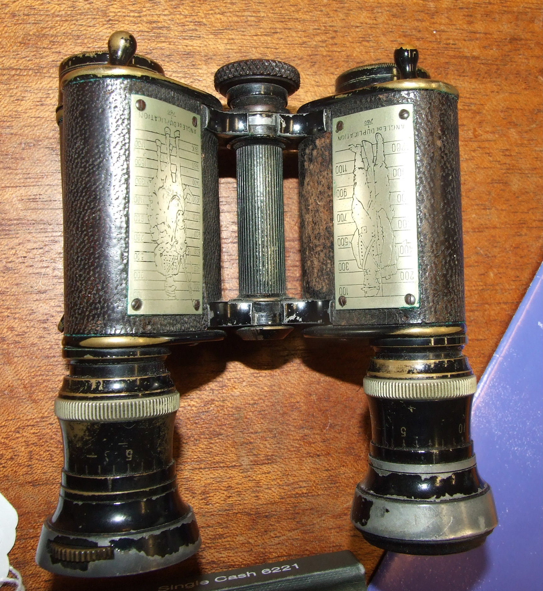 A lacquered rectangular tea caddy with zinc-lined divisions, 21cm wide, 14cm deep, 9cm high, other - Image 3 of 3