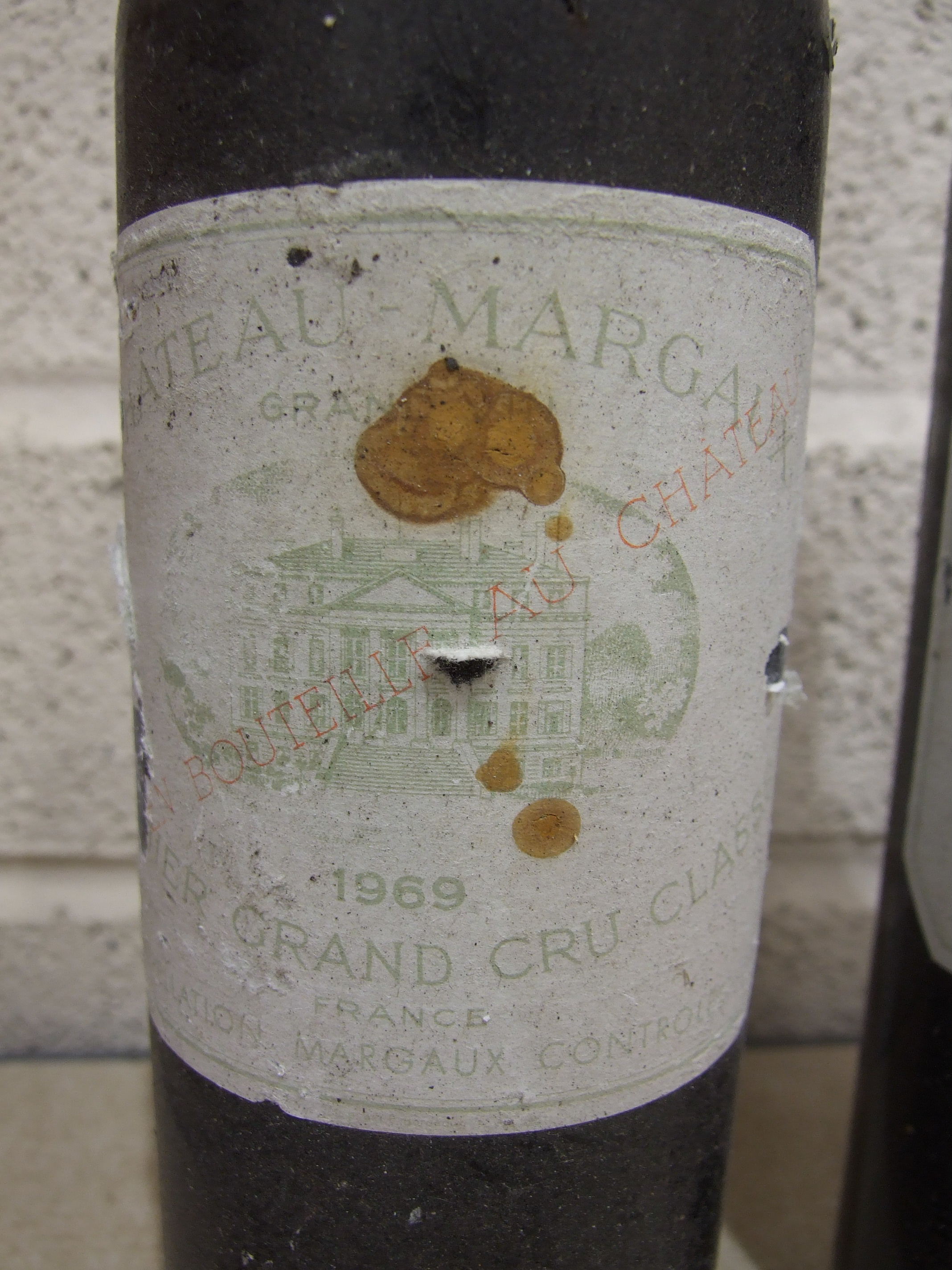 Chateau Margaux 1969, 3 bottles, Premier Cru Margaux. - Image 2 of 4