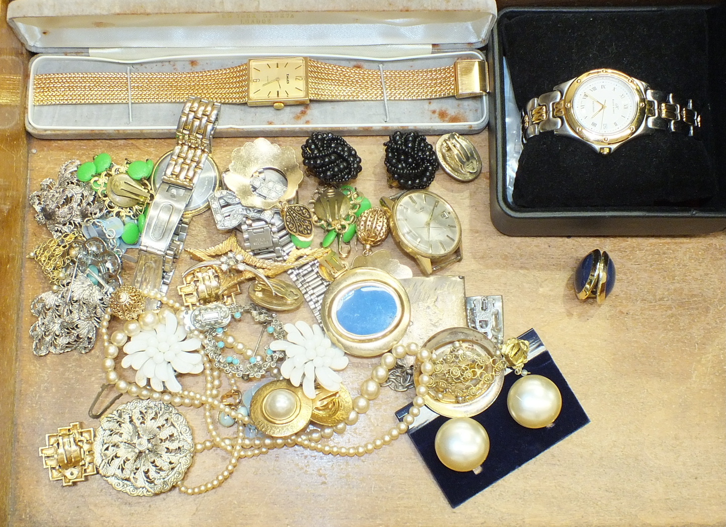Various costume jewellery, watches, etc.