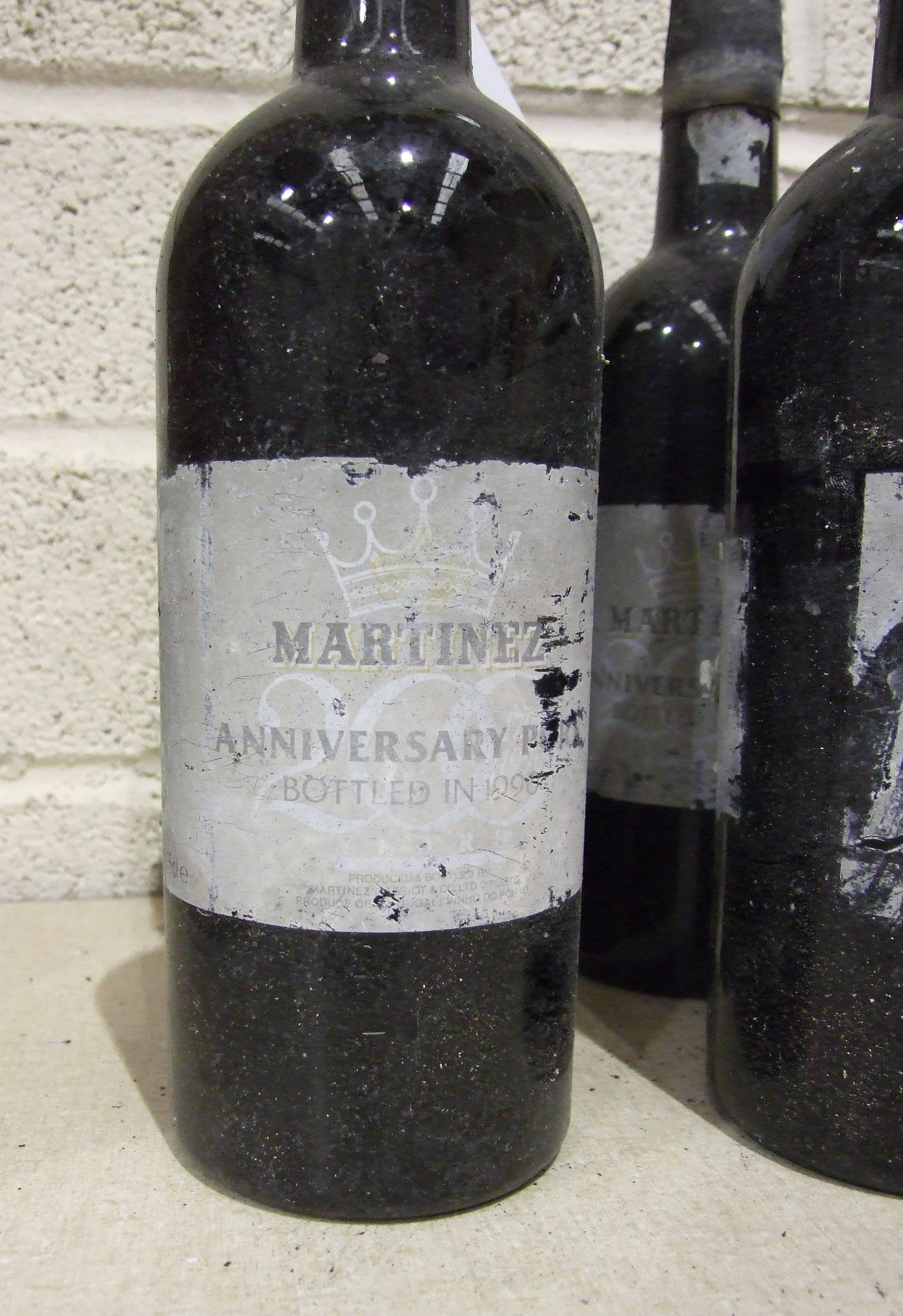 Martinez 1990 Vintage Port, 6 bottles. - Image 2 of 2