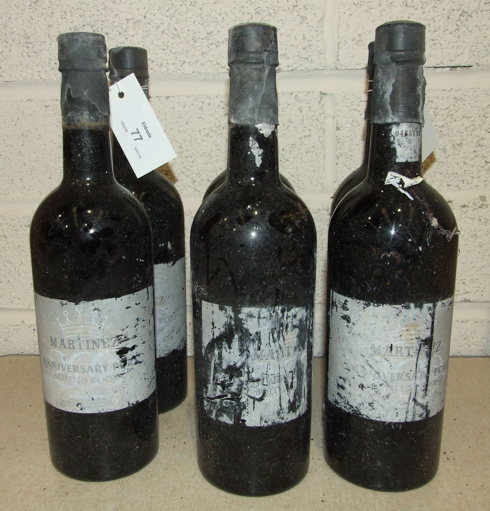 Martinez 1990 Vintage Port, 6 bottles.