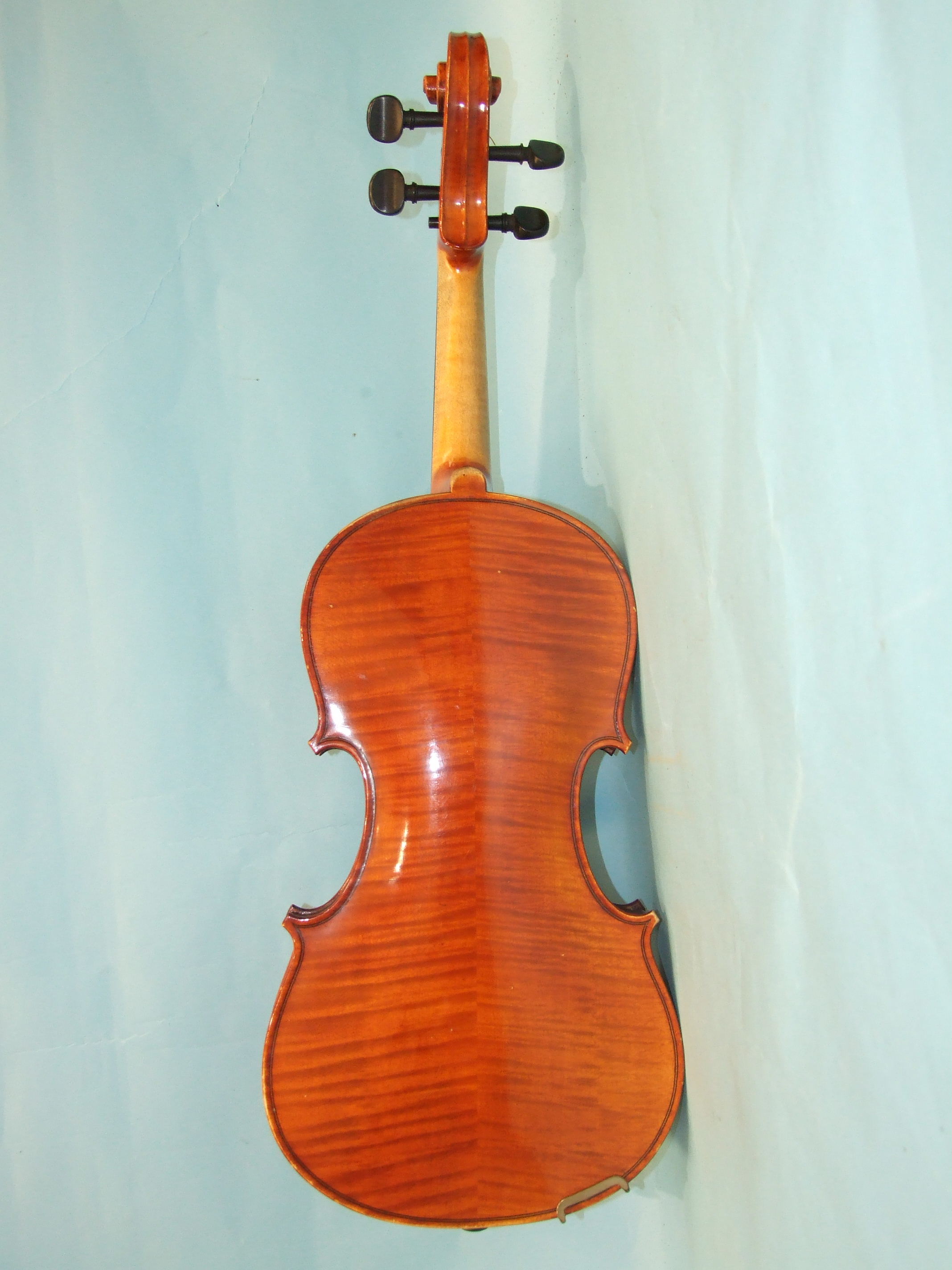 A violin by William Samuel Day, Plymouth, labelled "W S Day, Plymouth Faciebat Anno 1925", with - Image 4 of 8