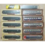 Liliput, HO gauge, five boxed DR 'Rheingold' coaches, five boxed DB coaches, a boxed BR4 Buffet