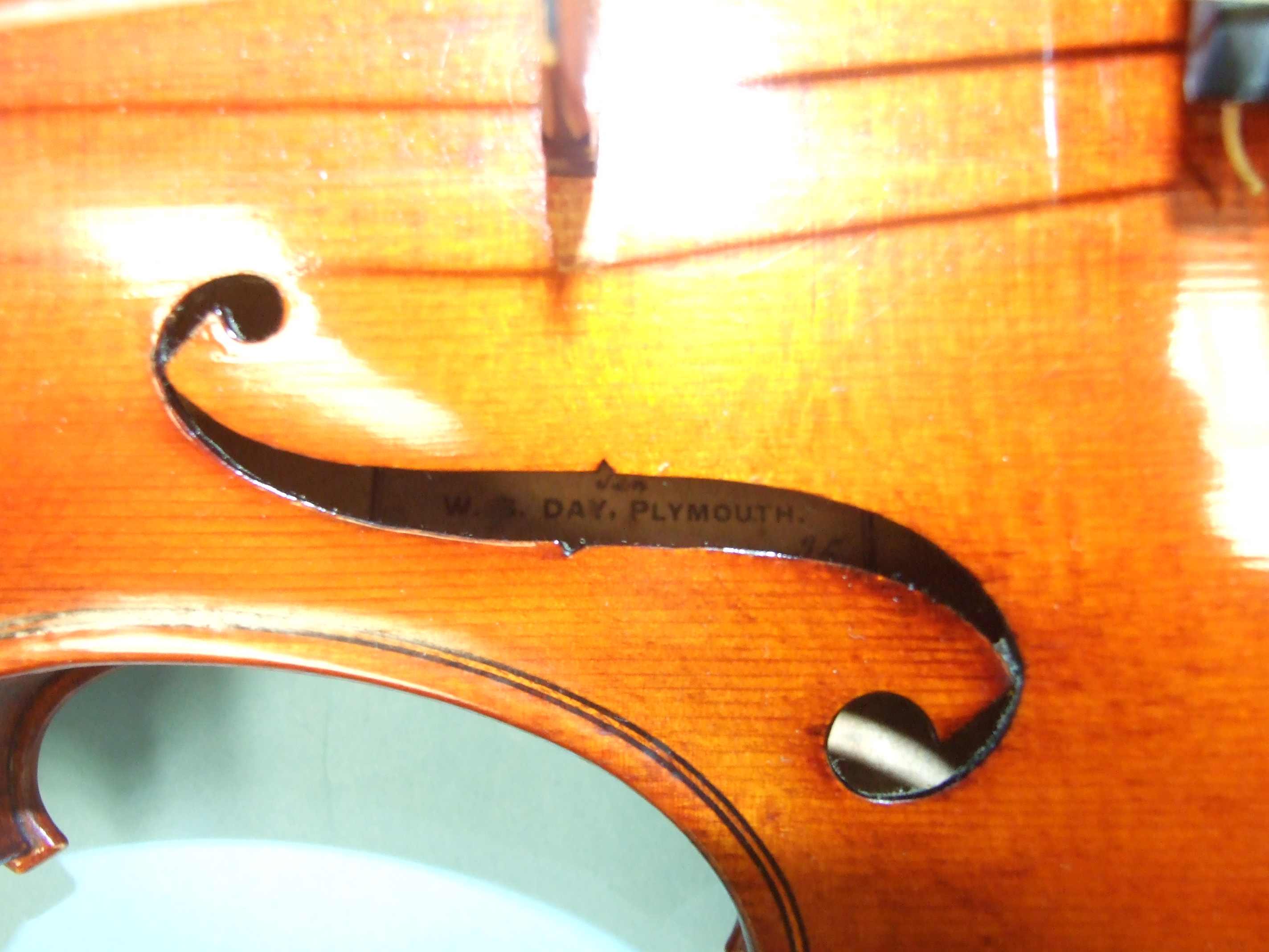 A violin by William Samuel Day, Plymouth, labelled "W S Day, Plymouth Faciebat Anno 1925", with - Image 6 of 8