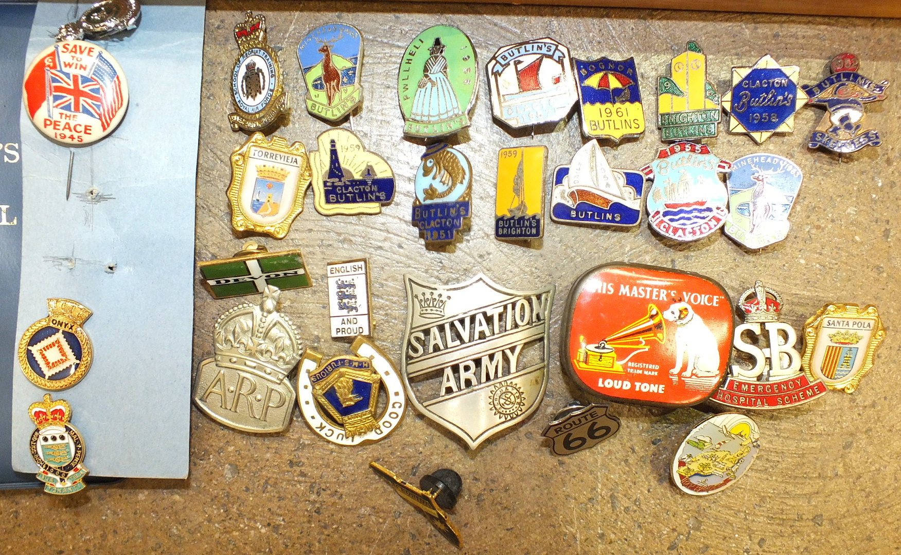 A collection of 30 various badges, including thirteen 1950's/60's Butlins badges, ARP and - Image 2 of 2