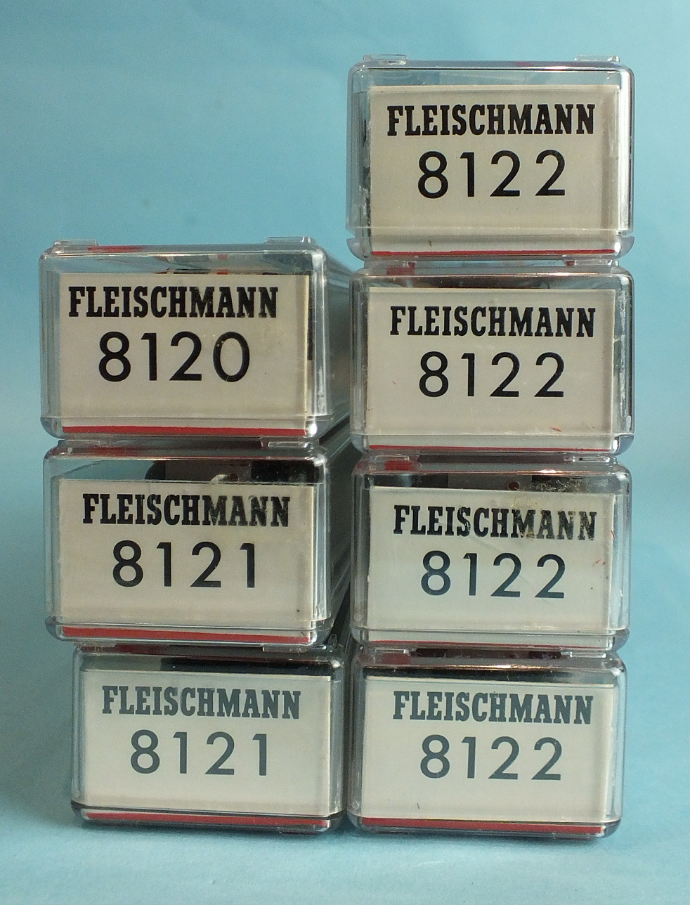 Fleischmann, N gauge, seven DB silver livery coaches, no.s 8120, 8121 (x2), 8122 (x4), all boxed, ( - Image 2 of 2