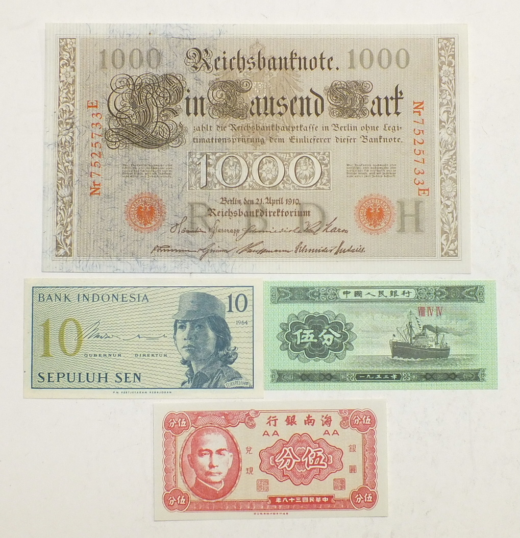 A Confederate States of America ten-dollar note no.2867, two 1912 Russian 500-rouble notes and other - Image 4 of 5