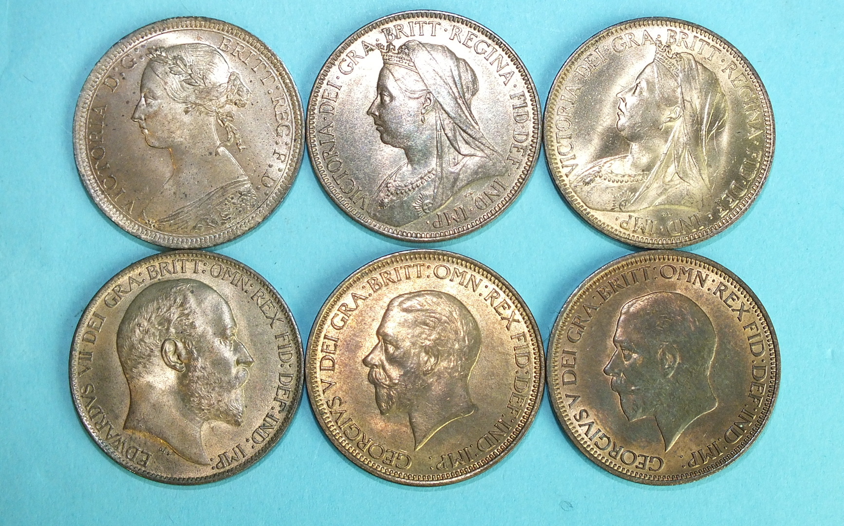 An Edward VII 1902 halfpenny, high tide, three Queen Victoria halfpennies, 1893, 1896, 1897 and - Image 2 of 2