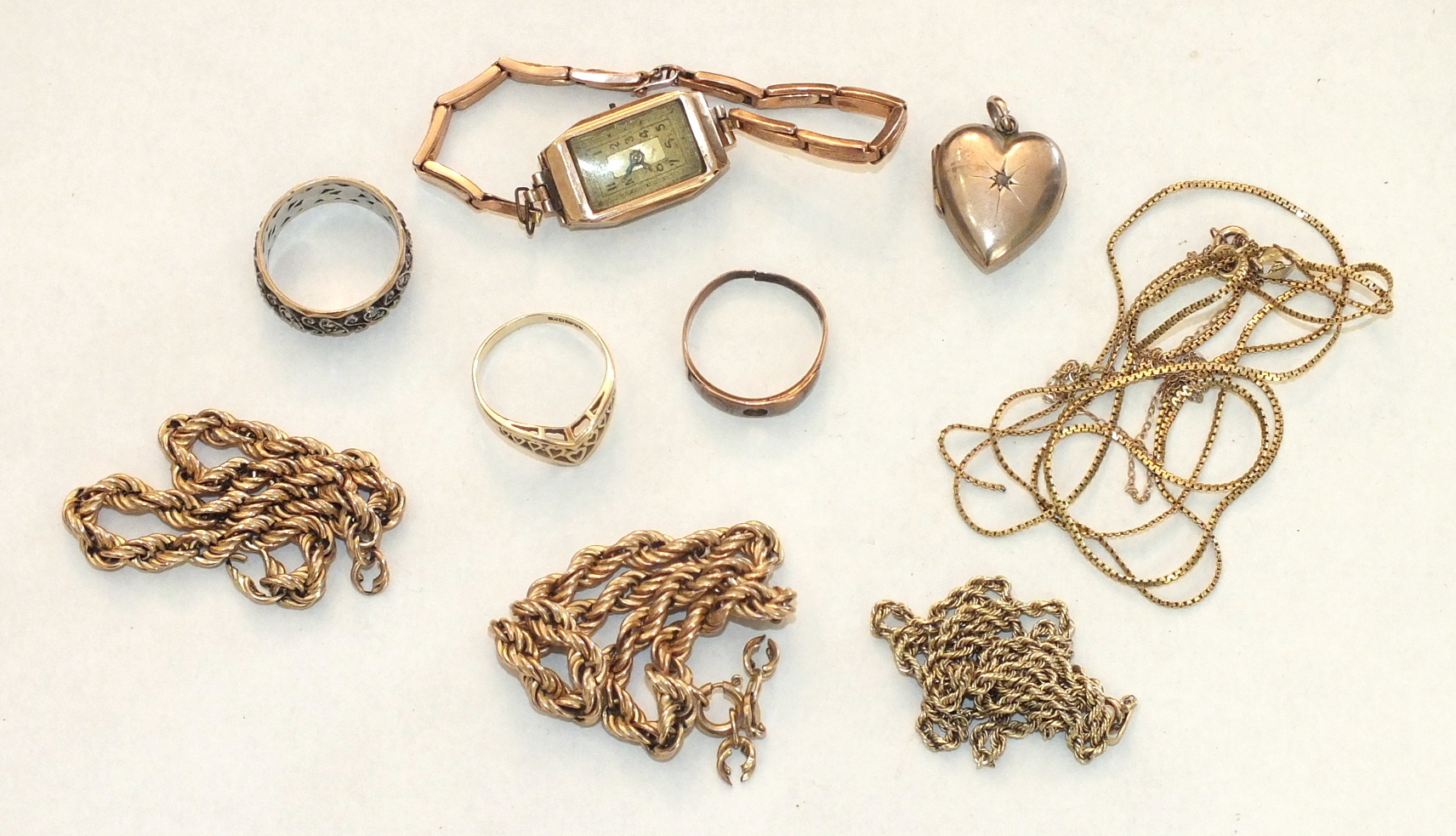 A quantity of gold chains, all a/f, and other items, gold weight approximately 23g.