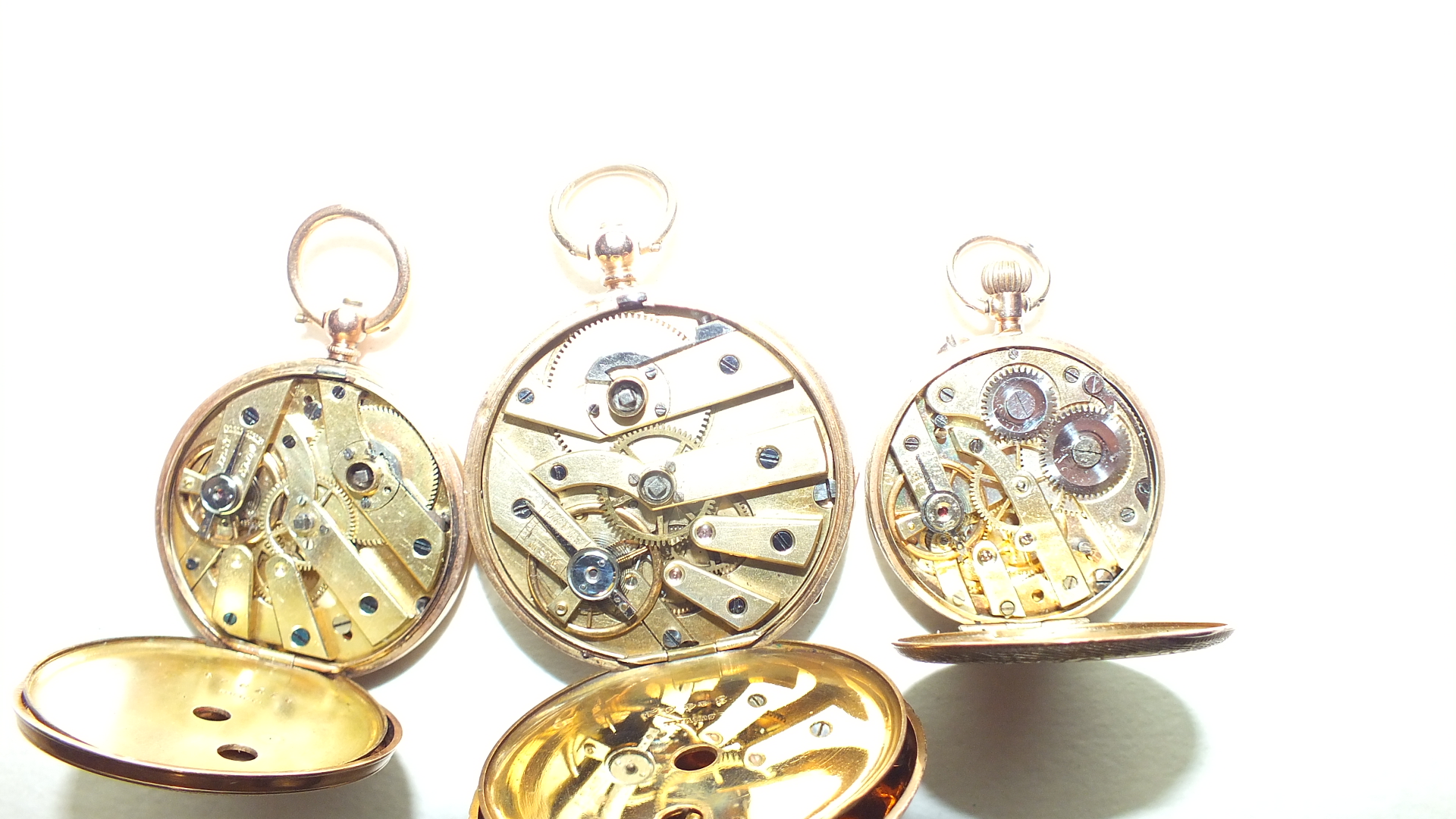 A ladies Continental 14k-gold-cased open-face key-wind pocket watch, a smaller 9k-cased watch and - Image 3 of 3