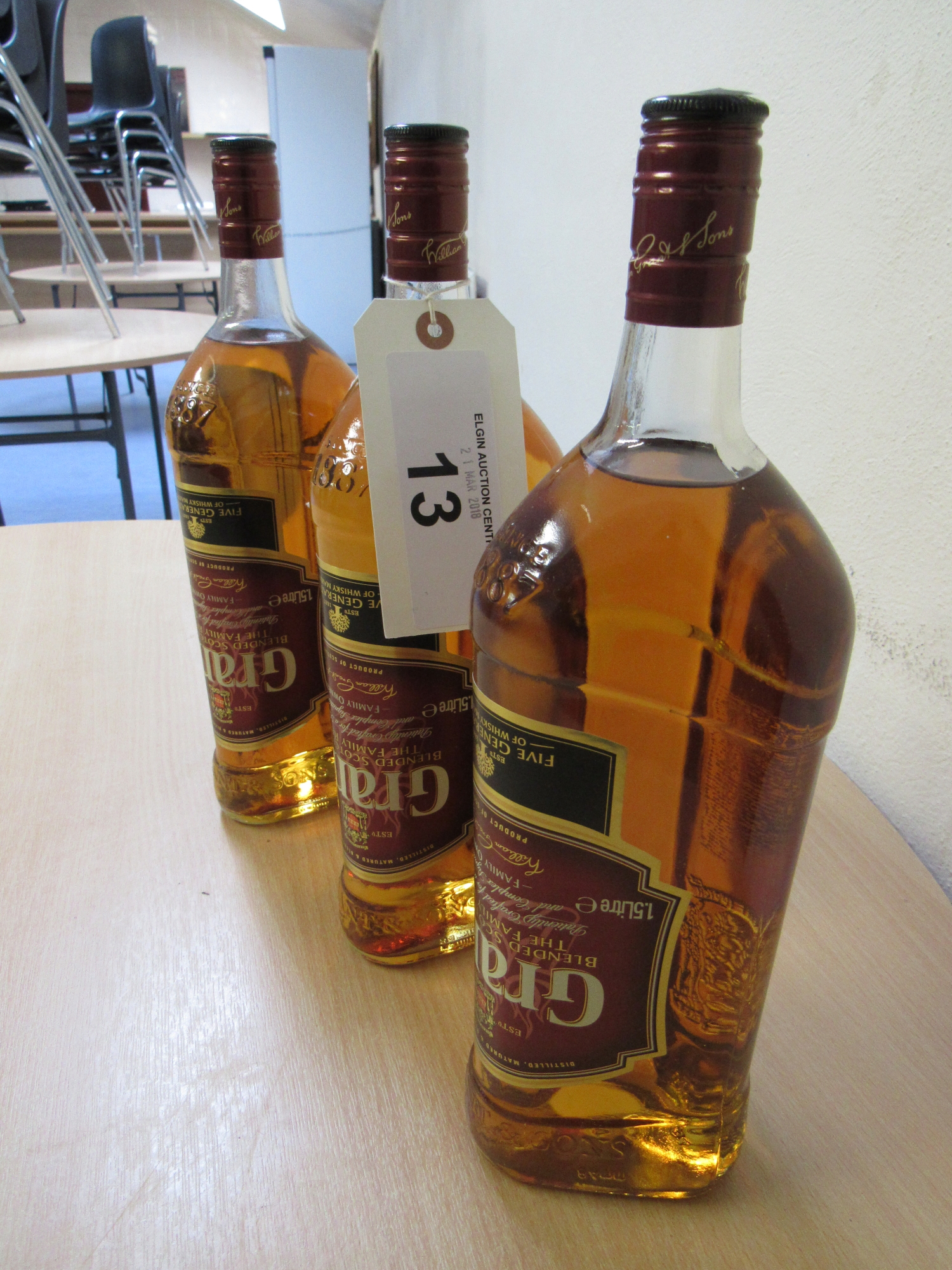 3 X 1.5 LITRES GRANTS WHISKY 40% VOL - Bild 4 aus 4