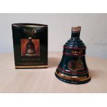 70 CL BELLS CHRISTMAS DECANTER 1993 40% VOL