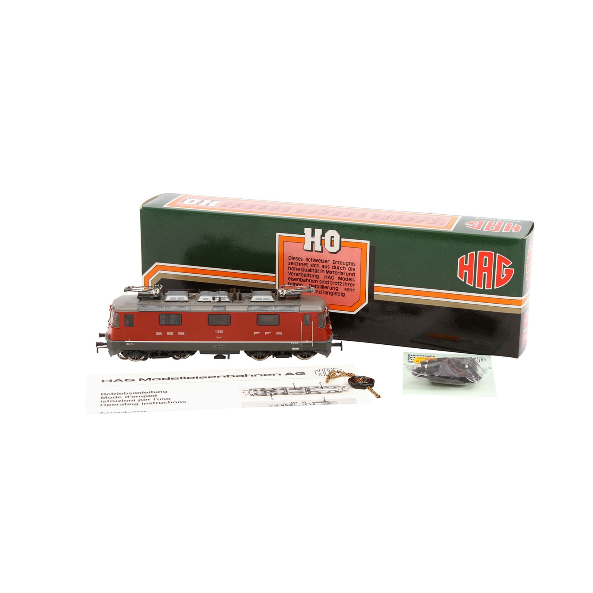 HAG E-Lok 165, Spur H0, Guss-Gehäuse, rot, BR Re 4/4 II der SBB, BN 11380, 2 Einholm-Pantographen. - Bild 8 aus 8