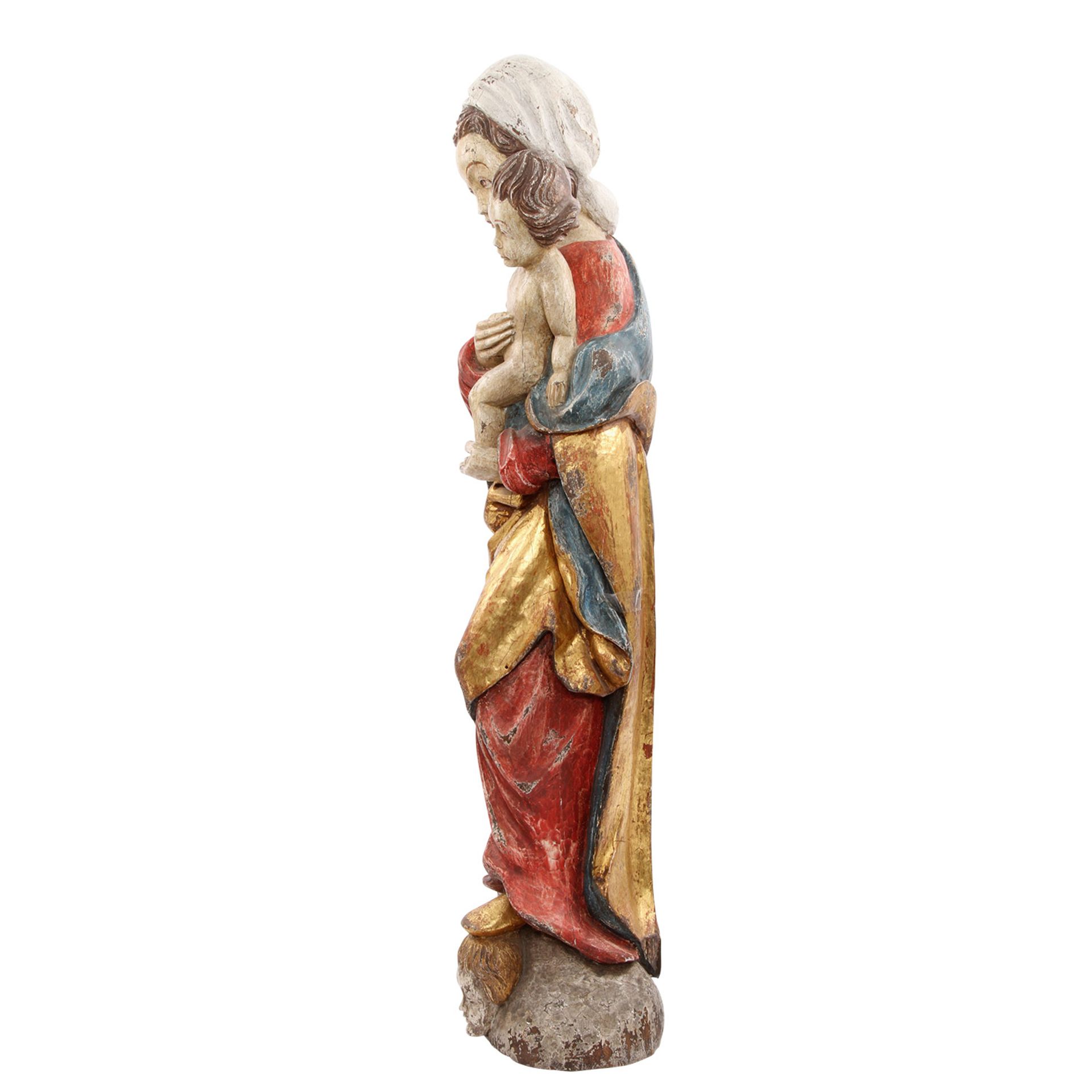 MADONNA 20. Jh., Holz geschnitzt, farbig und gold gefasst, frontal ausgerichtete Maria auf einem - Bild 2 aus 5