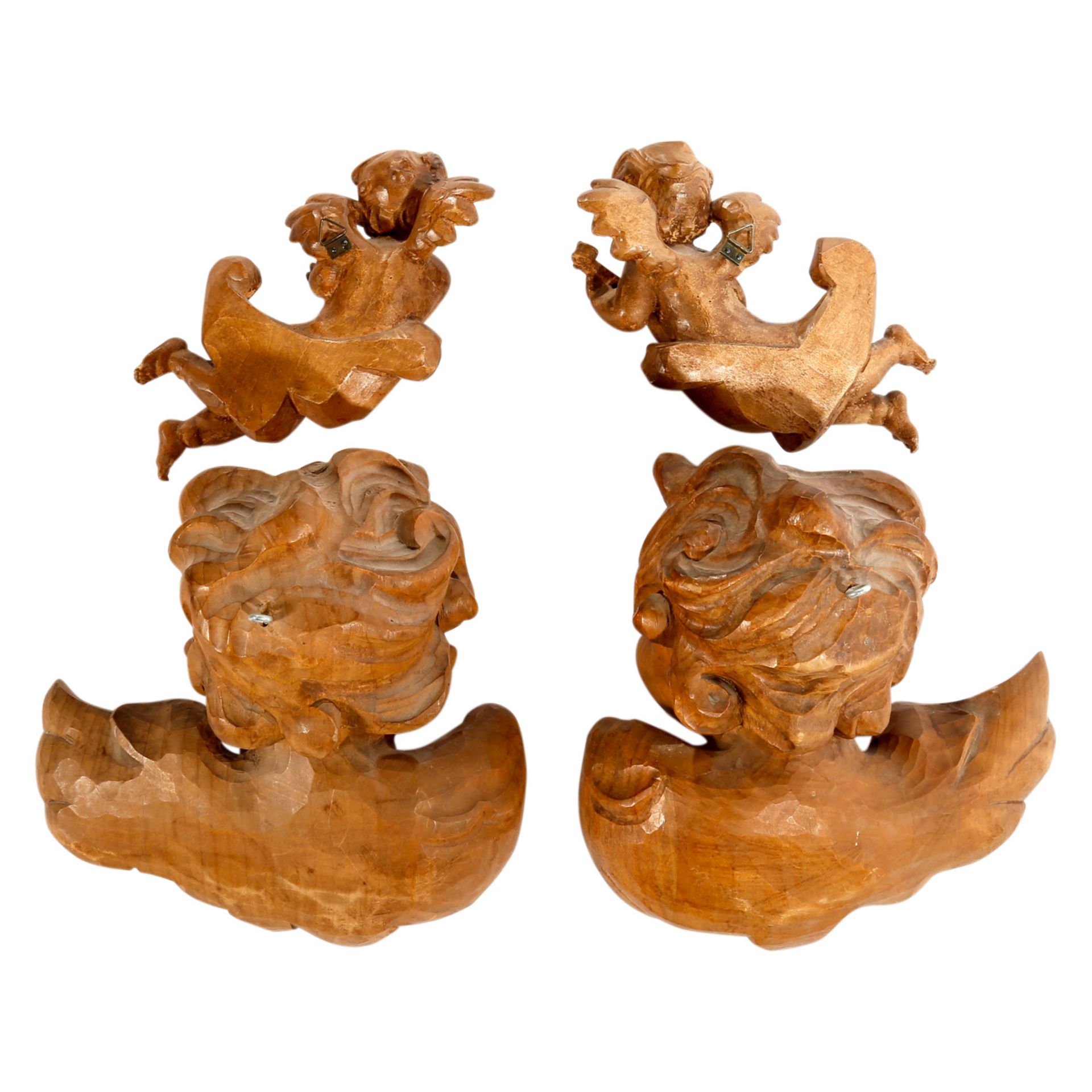 VIER HOLZENGEL 20. Jh., Paar geflügelter Engelsköpfe (H: 18 cm.) und musizierendes Engel-Paar (L: 20 - Bild 2 aus 2