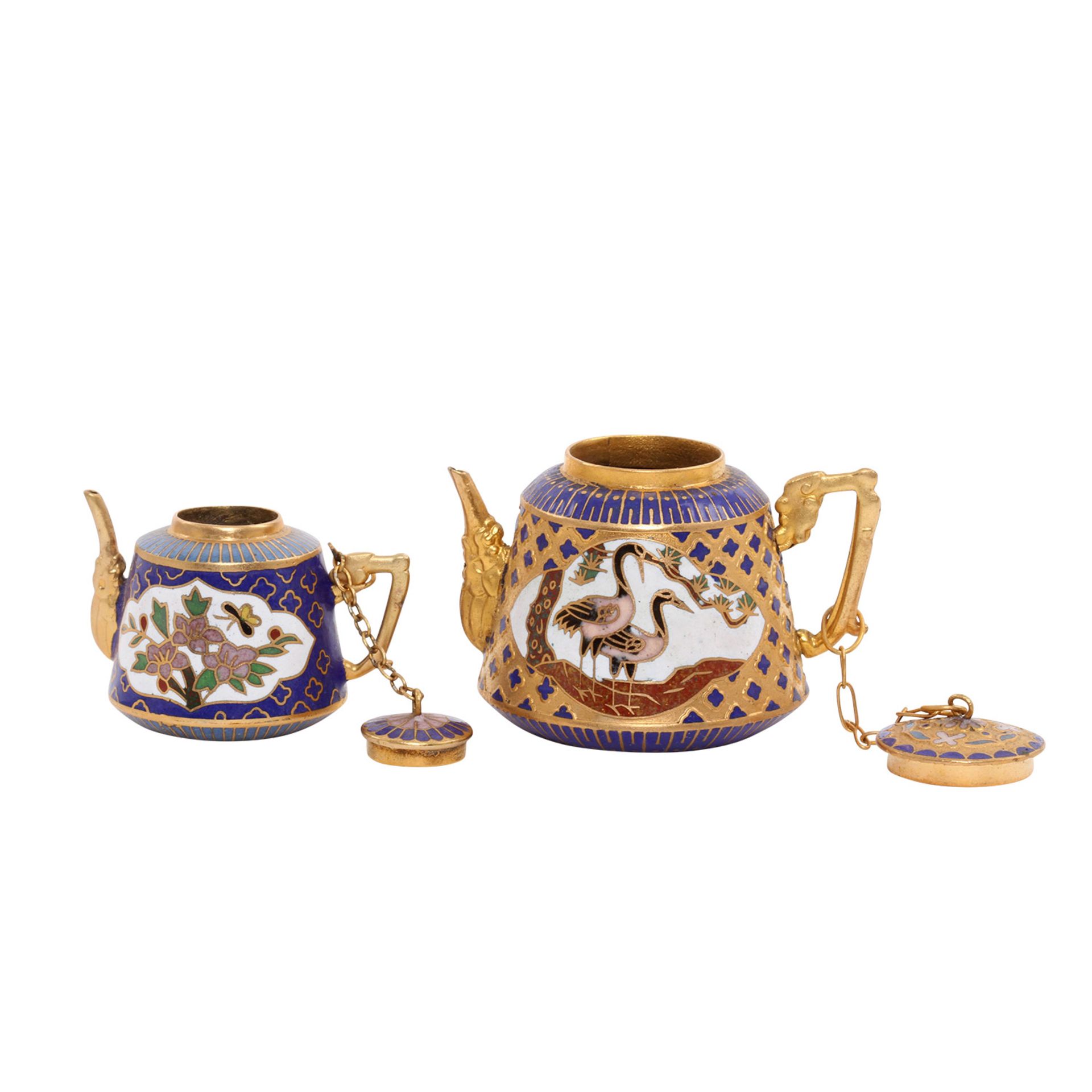 2 Miniatur-Tee-Sets aus Cloisonné. CHINA, 20. Jh. bestehend aus: einem Tee-Set mit 1 Teekanne und - Image 9 of 10