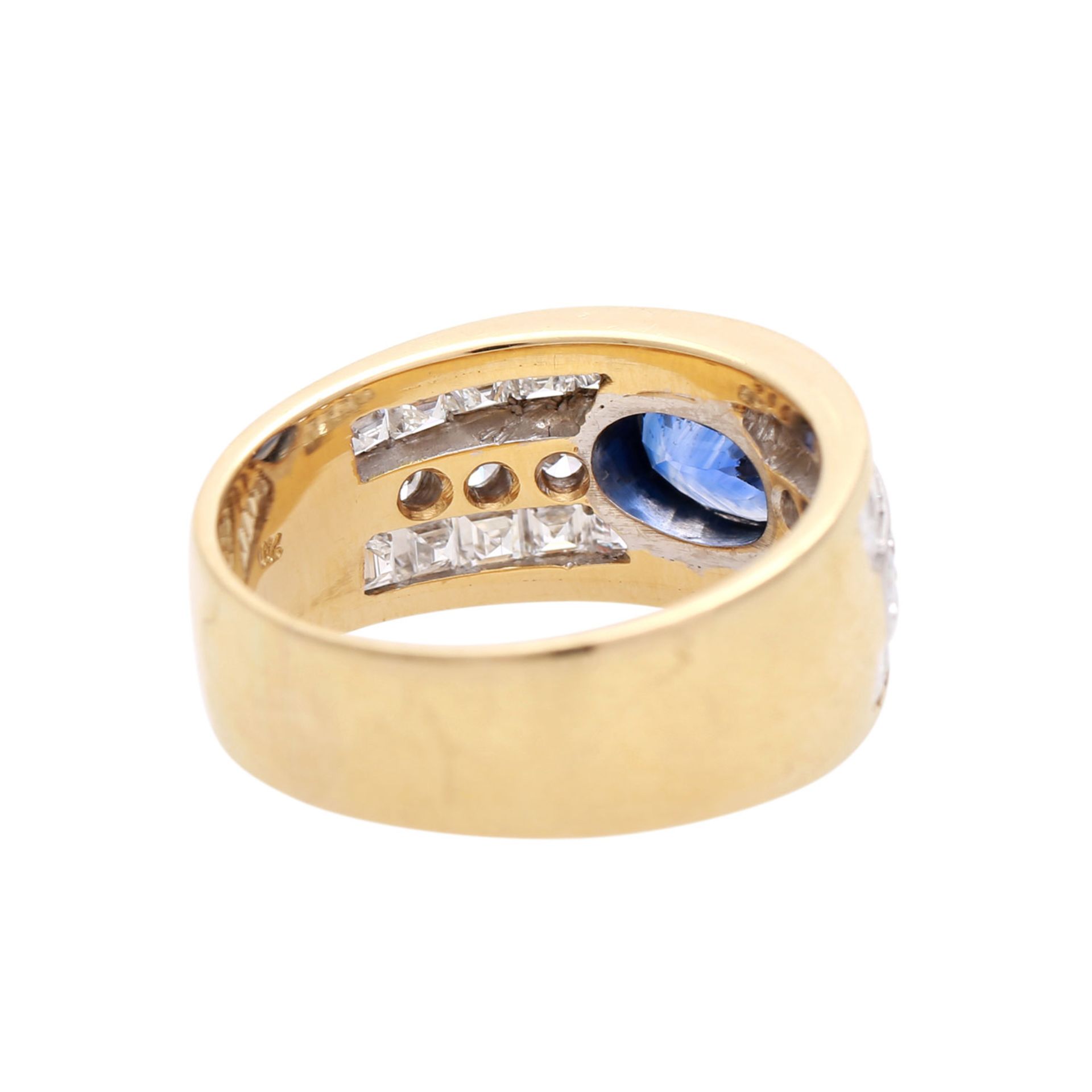 Damenring mit feinem Saphir und Diamanten, 1 blauer Saphir von ca. 1,5 ct. mit schöner - Image 3 of 5