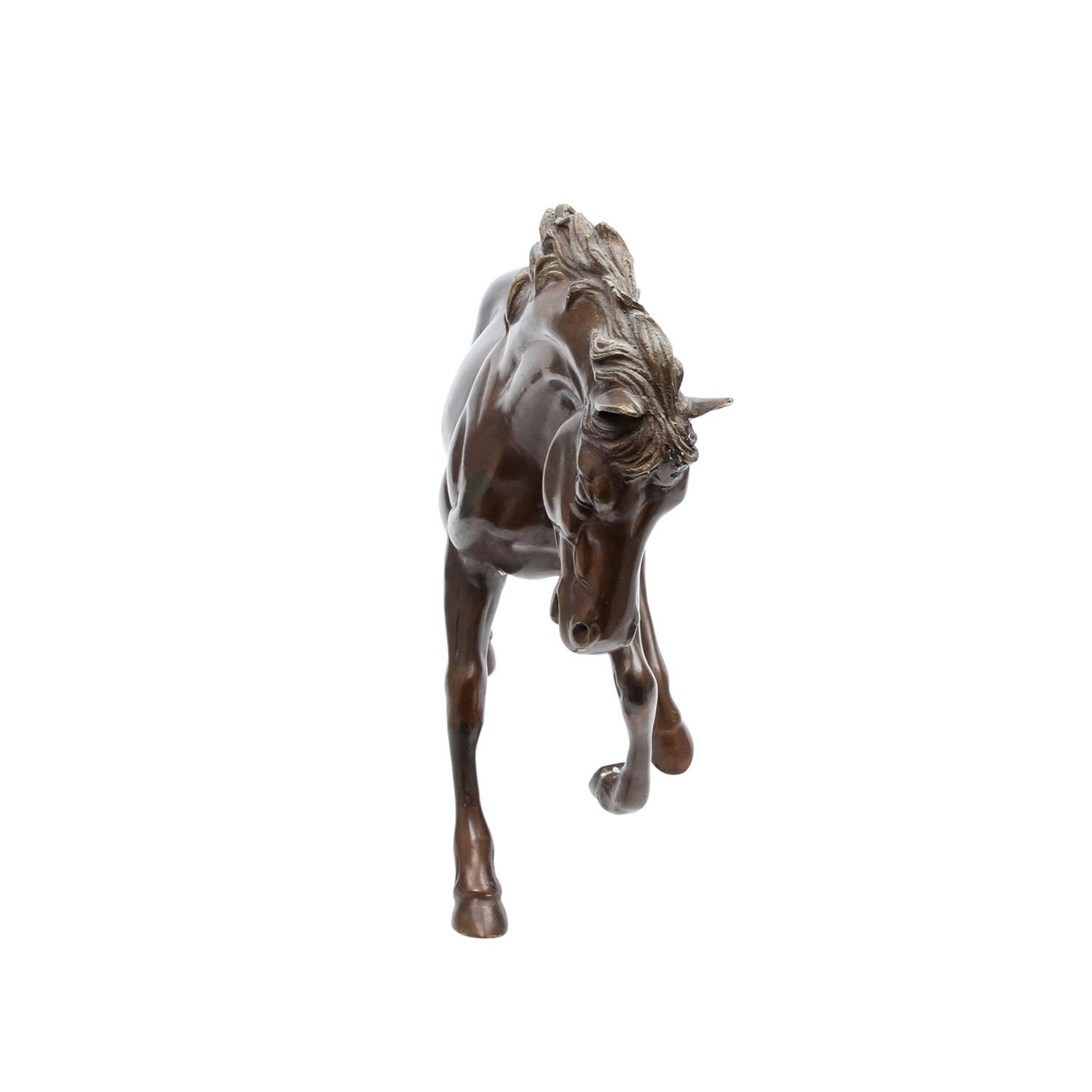 TIERBILDHAUER DES 20. JH. "Stehendes Pferd", Bronze, vollplastische naturalistische Darstellung, - Image 2 of 6